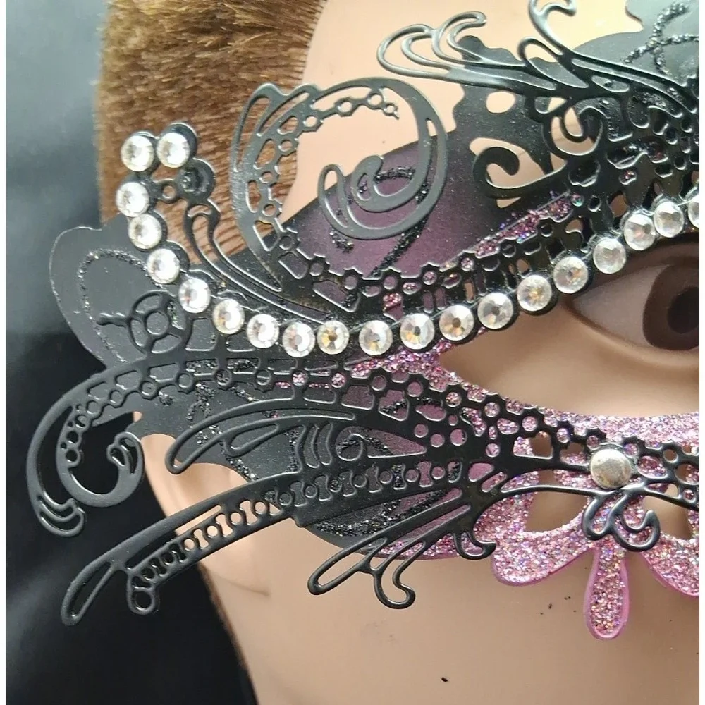 Black and Pink Laser-Cut Masquerade mask with Rhinestones Adult Size